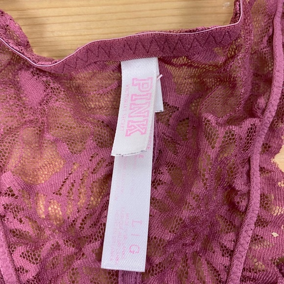 Vs pink unpadded lace pink bralette size womens medium - Picture 3 of 3
